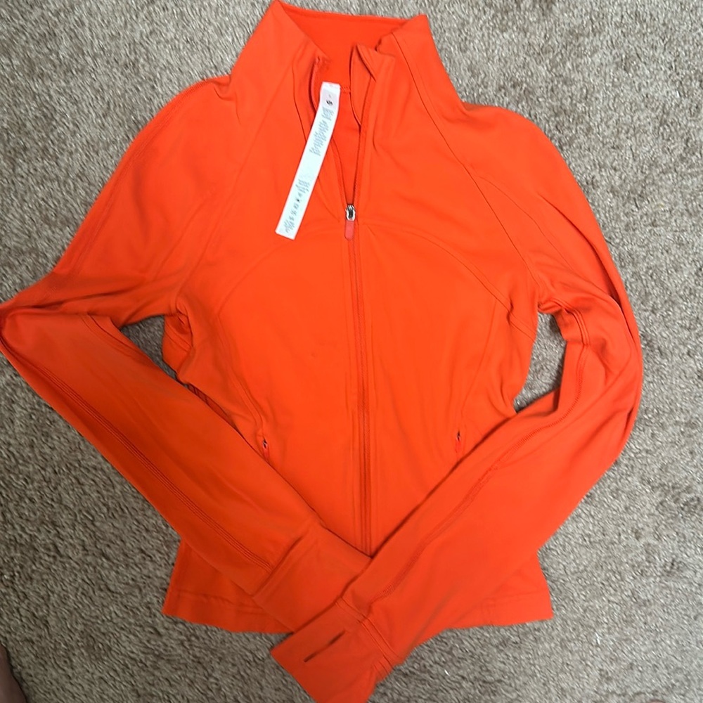 Women’s size 2 Lululemon Define jacket